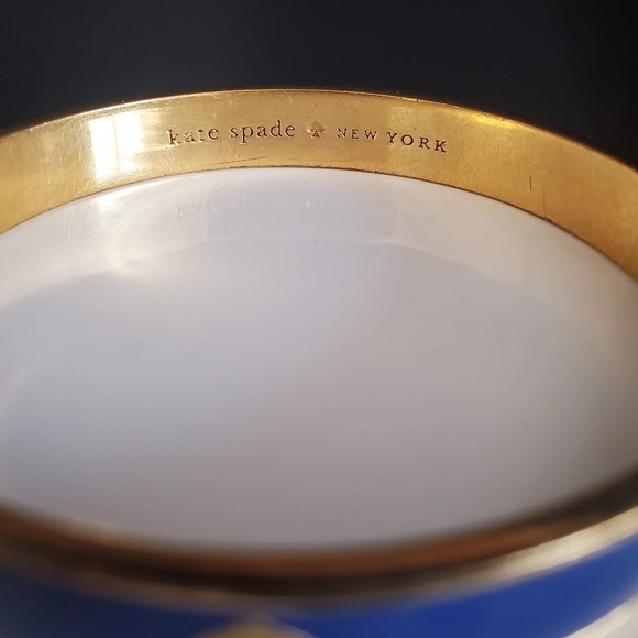 Kate Spade Spot the Spade Bangle Navy Blue Enamel with Gold Plate Spades Signed - Picture 3 of 6